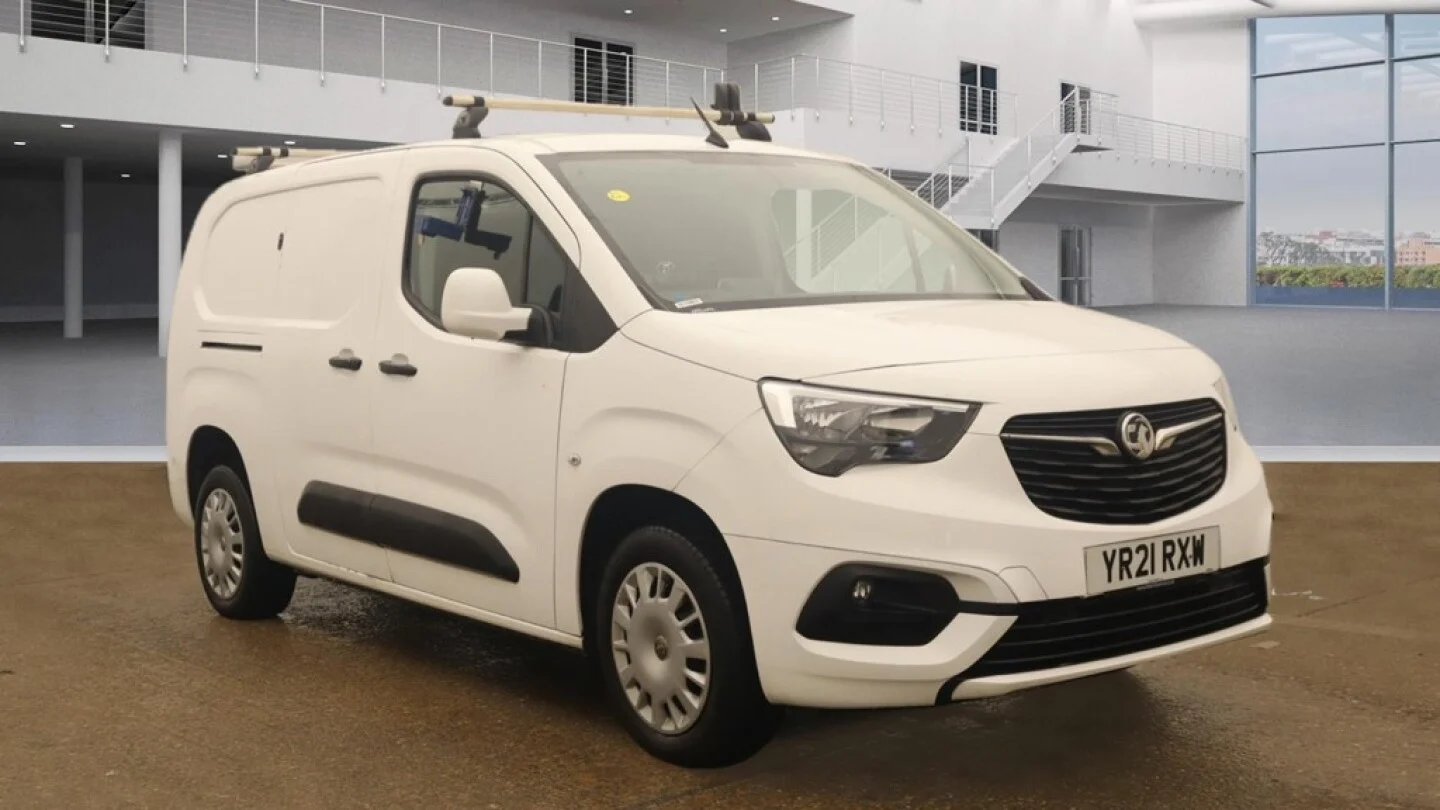 2021 Vauxhall Combo 1.5 Turbo D 2300 L2H1 Sportive β LWB | Air Con | Cruise | Sensors | Euro 6 | NO VAT - Thumbnail 9