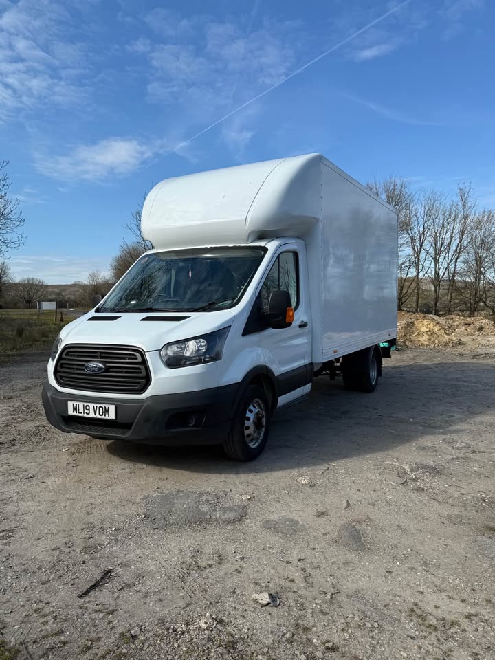 FORD TRANSIT LUTON 2019 NO VAT TWIN WHEEL
