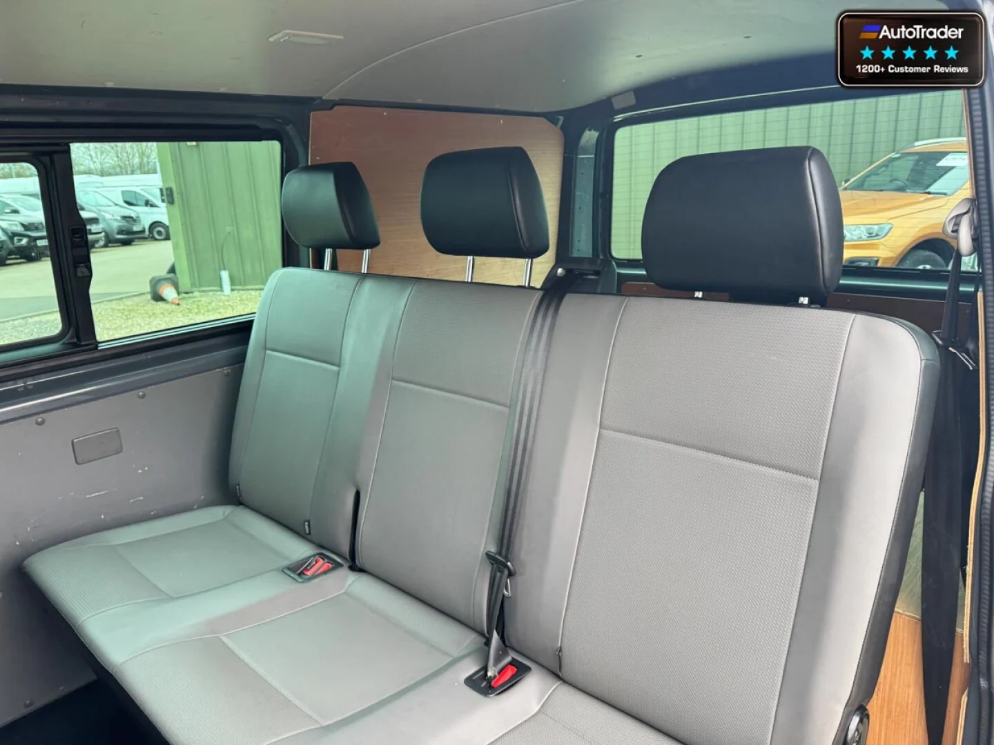 Volkswagen Transporter Crew Cab AUTO SWB L1H1 T32 Tdi Kombi Highline Air Con Sensors EURO 6 - Thumbnail 9